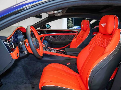 Used 2024 Bentley Continental GT V8 image 15