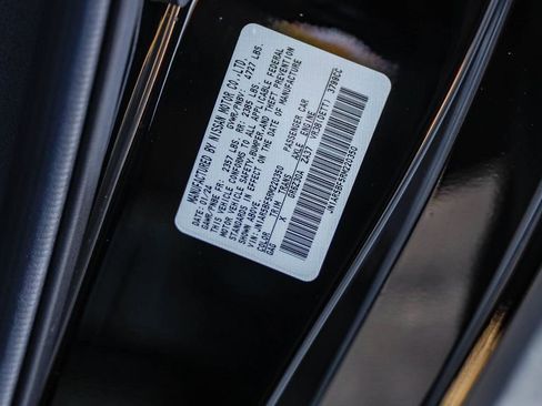 Used 2024 Nissan GT-R Premium w/ Premium Interior Package image 28