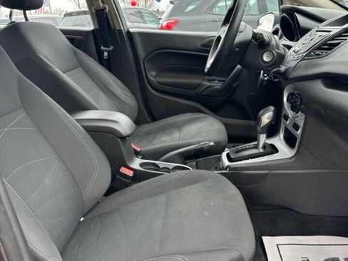 Used 2018 Ford Fiesta SE image 25