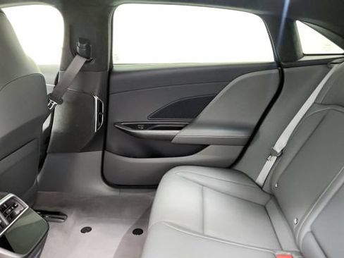 Used 2024 Lucid Air Touring AWD/4WD image 44