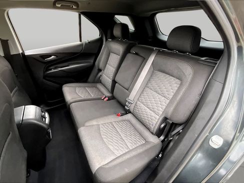 Used 2021 Chevrolet Equinox LT FWD image 19