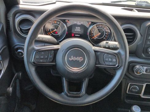 Used 2019 Jeep Wrangler Unlimited Sport AWD/4WD image 22