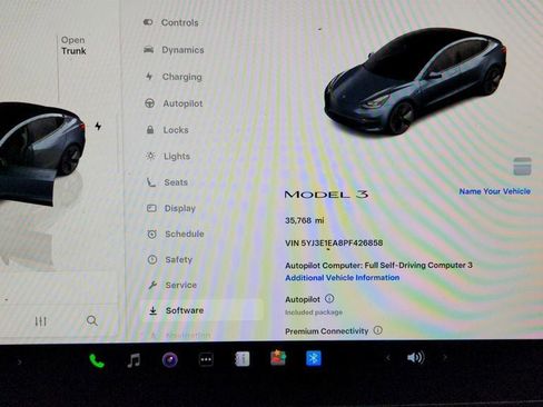 Used 2023 Tesla Model 3 Standard Range image 13