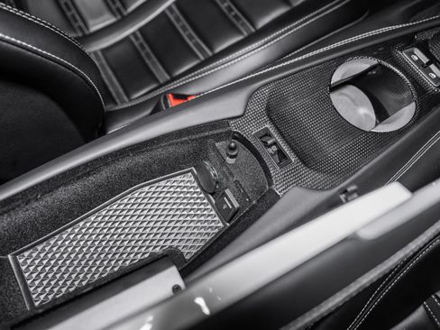 Used 2017 Ferrari F12 Berlinetta RWD image 40