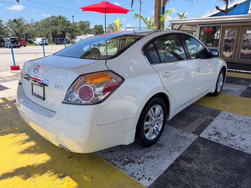 Used 2011 Nissan Altima 2.5 S w/ Convenience Pkg FWD image 17