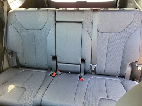 Used 2023 Hyundai Santa Fe SEL FWD image 15