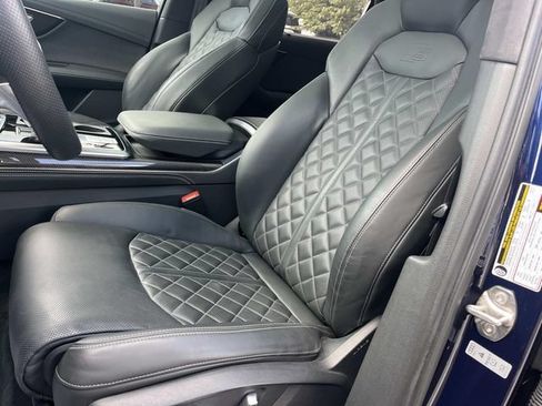 Used 2023 Audi SQ7 Prestige AWD/4WD image 34