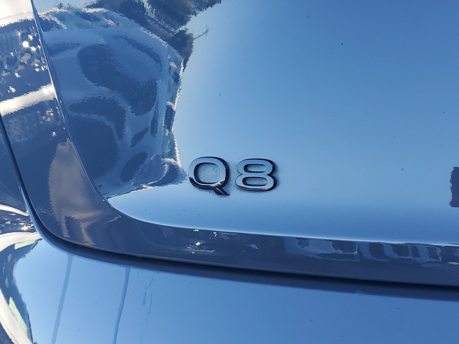 Used 2024 Audi Q8 e-tron Premium Plus AWD/4WD image 6