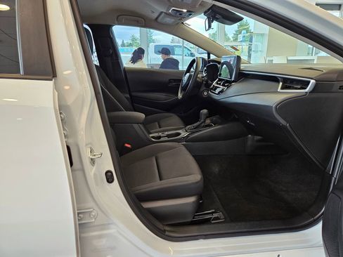 Used 2024 Toyota Corolla LE FWD image 23