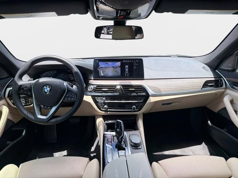 Used 2023 BMW 540i xDrive w/ Premium Package AWD/4WD image 36
