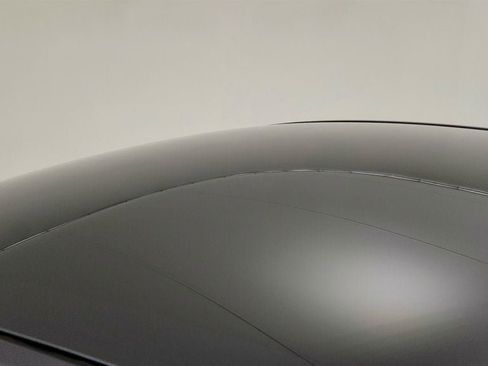 Used 2025 Tesla Model Y Long Range image 10