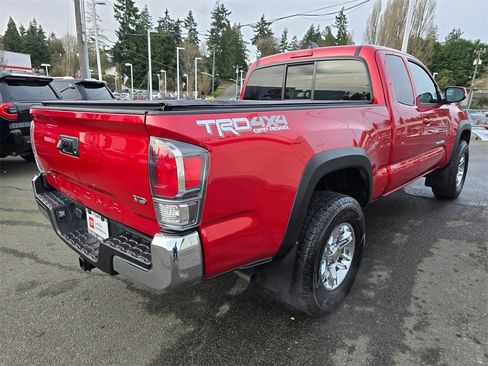 Certified 2021 Toyota Tacoma TRD Off-Road image 7