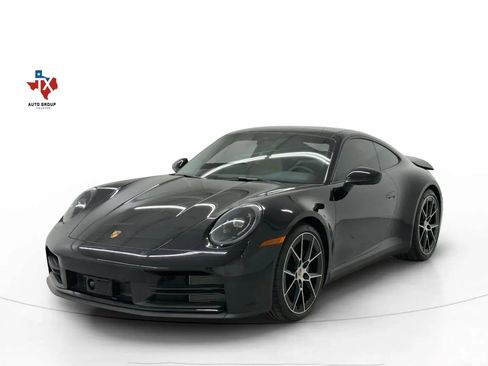 Used 2025 Porsche 911 Carrera RWD image 5