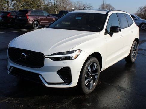 New 2026 Volvo XC60 B5 Plus w/ Protection Package Premier image 7