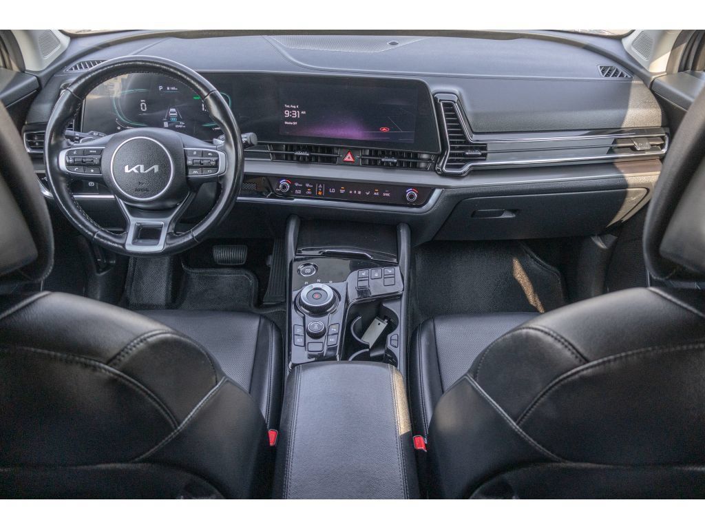 Used 2023 Kia Sportage EX AWD/4WD image 12