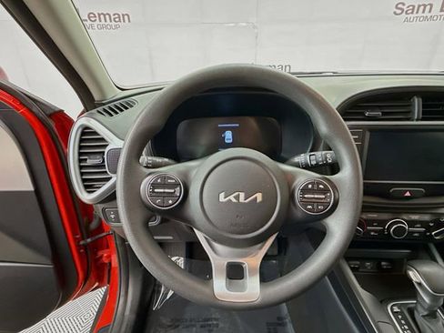 Used 2024 Kia Soul LX w/ Option Group 015 image 11