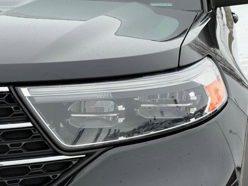 Certified 2022 Ford Explorer XLT w/ Equipment Group 202A image 37