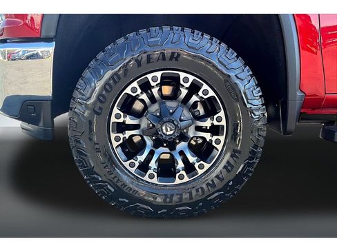 Used 2022 Chevrolet Silverado 2500 LTZ w/ LTZ Plus Package AWD/4WD image 28