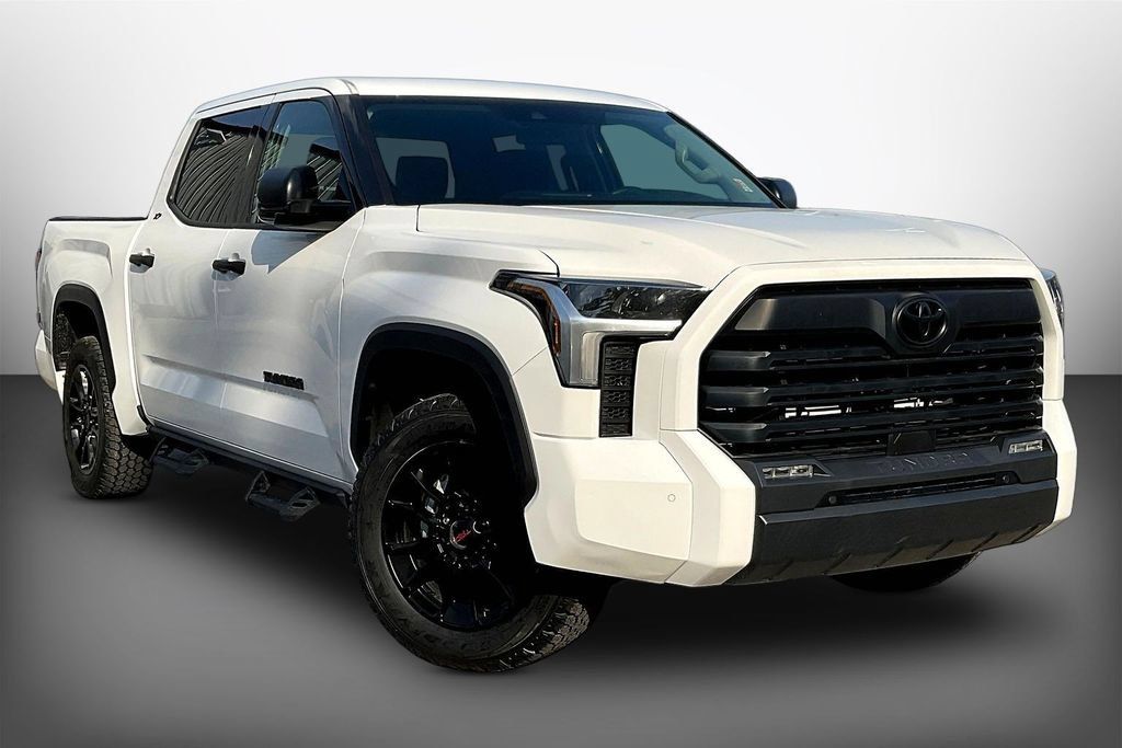 Used 2023 Toyota Tundra SR5 w/ SR5 Convenience Package RWD image 3
