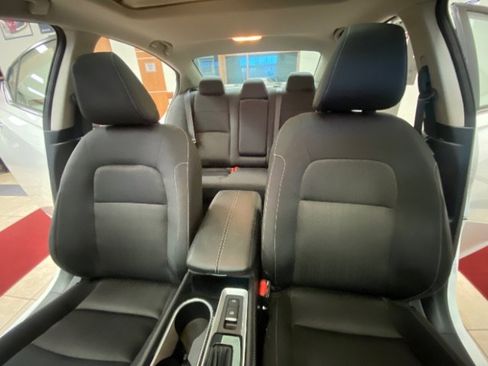 Used 2024 Nissan Altima 2.5 SV w/ SV Premium Package image 19