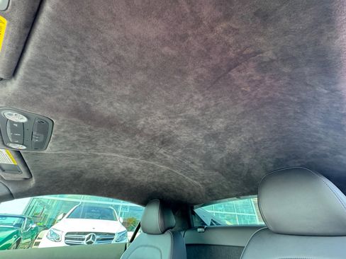 Used 2014 Audi R8 V8 w/ Convenience Package image 29