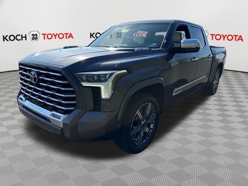 Used 2023 Toyota Tundra Capstone AWD/4WD image 3