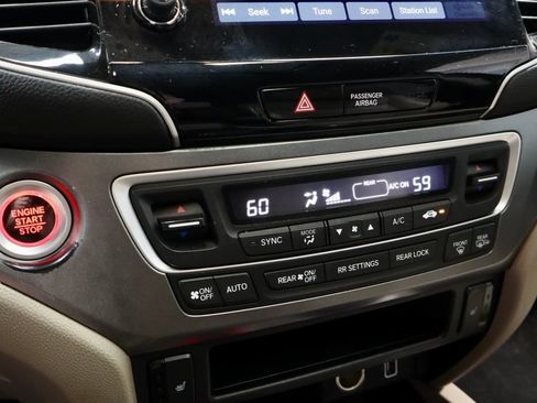 Used 2022 Honda Pilot Special Edition image 33