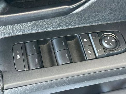 Used 2024 Toyota Tacoma SR5 RWD image 18