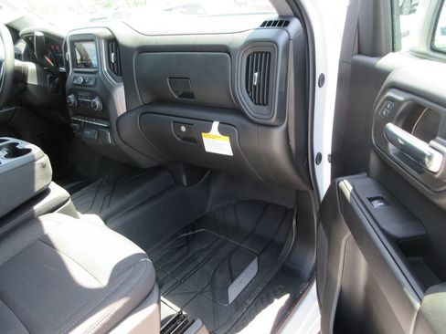 New 2026 Chevrolet Silverado 1500 Custom w/ Turbomax Blackout Package AWD/4WD image 19