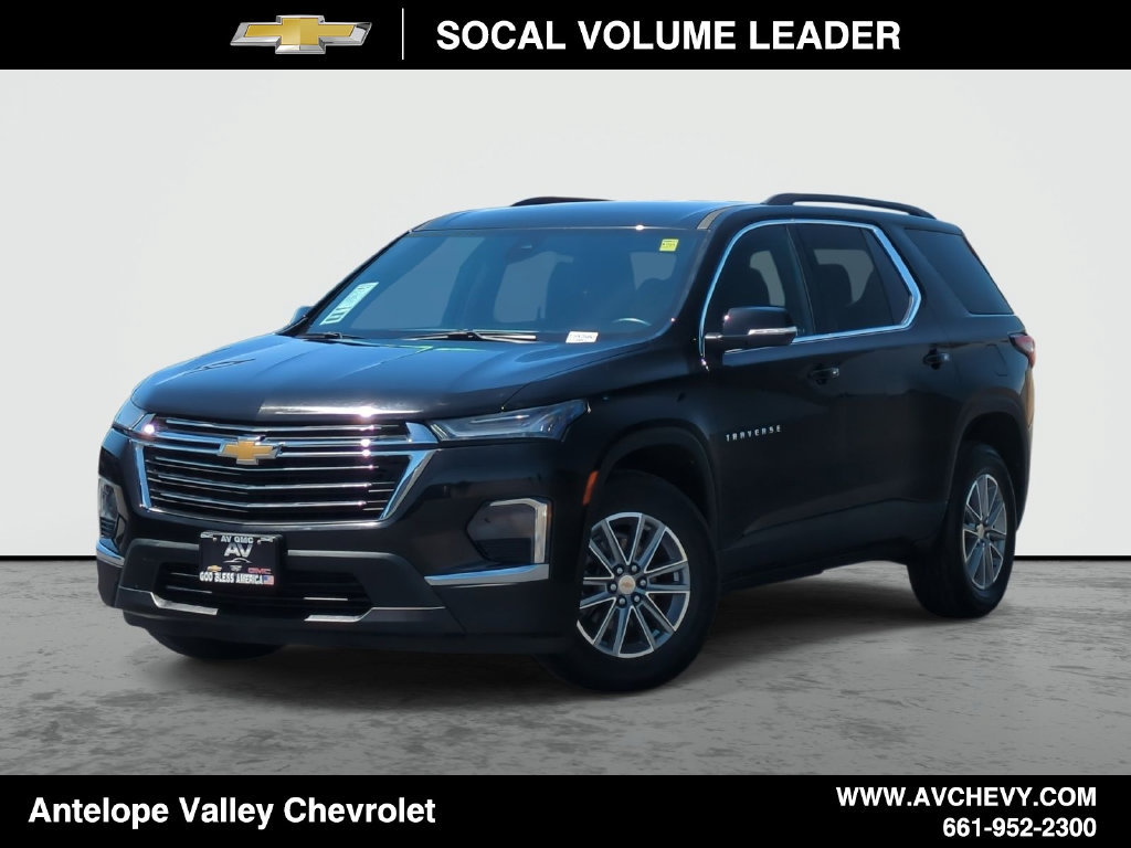 Used 2023 Chevrolet Traverse LT FWD image 1