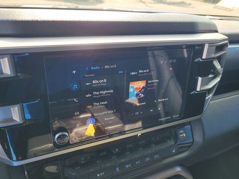Used 2022 Toyota Tundra SR5 w/ SR5 Premium Package AWD/4WD image 13