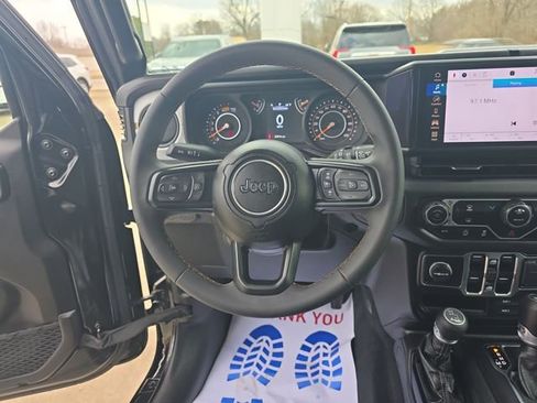 Used 2024 Jeep Wrangler Sport S image 13