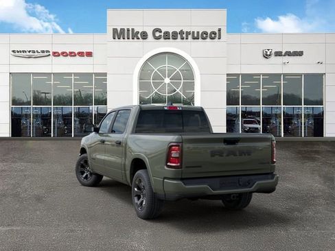 New 2026 RAM 1500 4x4 Crew Cab image 7