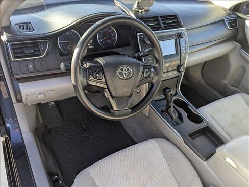 Used 2017 Toyota Camry LE image 10