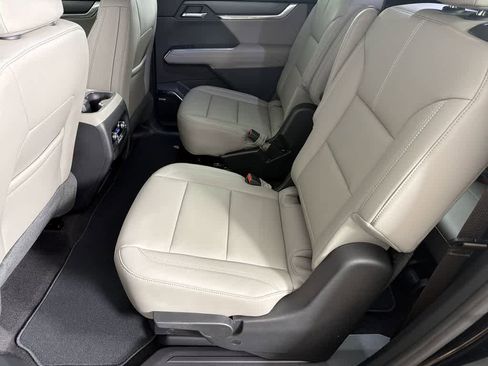 New 2026 GMC Acadia Elevation w/ Elevation Premium Package image 39