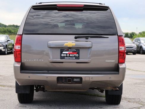 Used 2013 Chevrolet Suburban LS w/ Convenience Package 1 AWD/4WD image 10