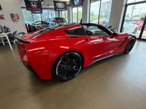 Used 2014 Chevrolet Corvette Stingray Coupe RWD image 17