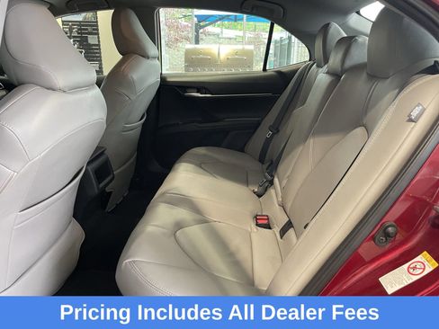 Used 2019 Toyota Camry LE FWD image 32