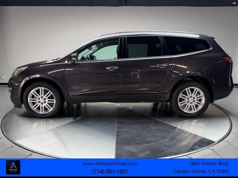 Used 2015 Chevrolet Traverse LT w/ Style and Technology Package AWD/4WD image 4