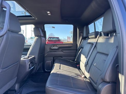 Used 2024 Chevrolet Silverado 3500 High Country w/ High Country Premium Package image 9