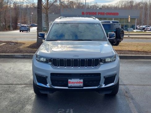 Used 2023 Jeep Grand Cherokee L Limited image 5