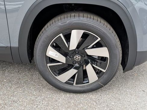 New 2026 Volkswagen Atlas Cross Sport SE AWD/4WD image 14