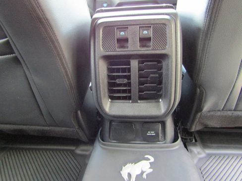 Used 2025 Ford Bronco Outer Banks w/ Sasquatch Package AWD/4WD image 35