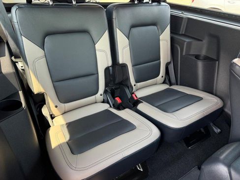 Used 2023 Ford Bronco Wildtrak image 12