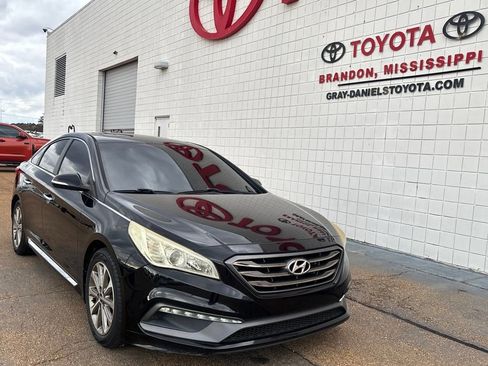 Used 2016 Hyundai Sonata Limited w/ Cargo Package image 3