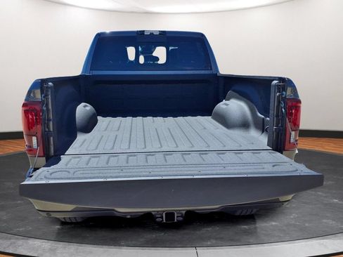 New 2026 RAM 2500 Laramie AWD/4WD image 14