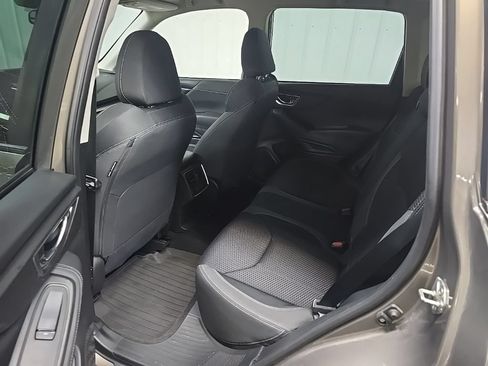 Used 2021 Subaru Forester Premium AWD/4WD image 31