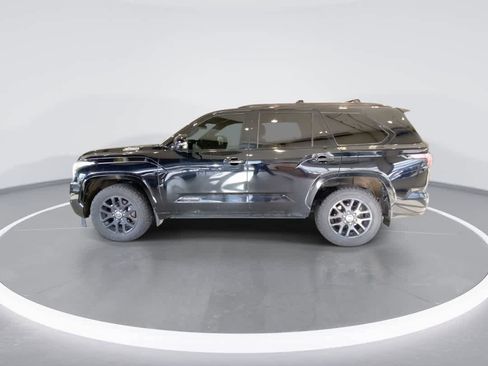 Certified 2023 Toyota Sequoia Platinum AWD/4WD image 5