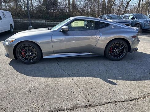 New 2025 Nissan Z Performance w/ Floor Mat Package RWD image 4