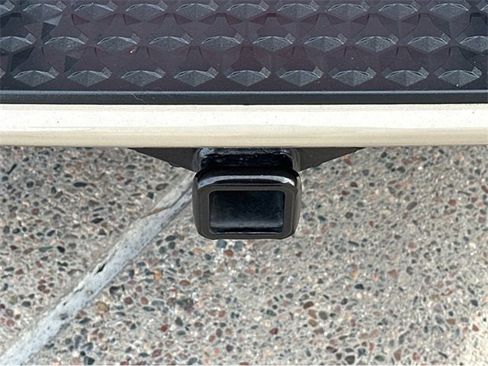 Certified 2024 GMC Canyon Elevation w/ Convenience Package image 13